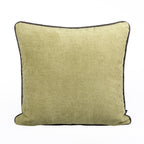 Almofada BELLUS 45x45 Veludo Verde Musgo com Vivo Preto