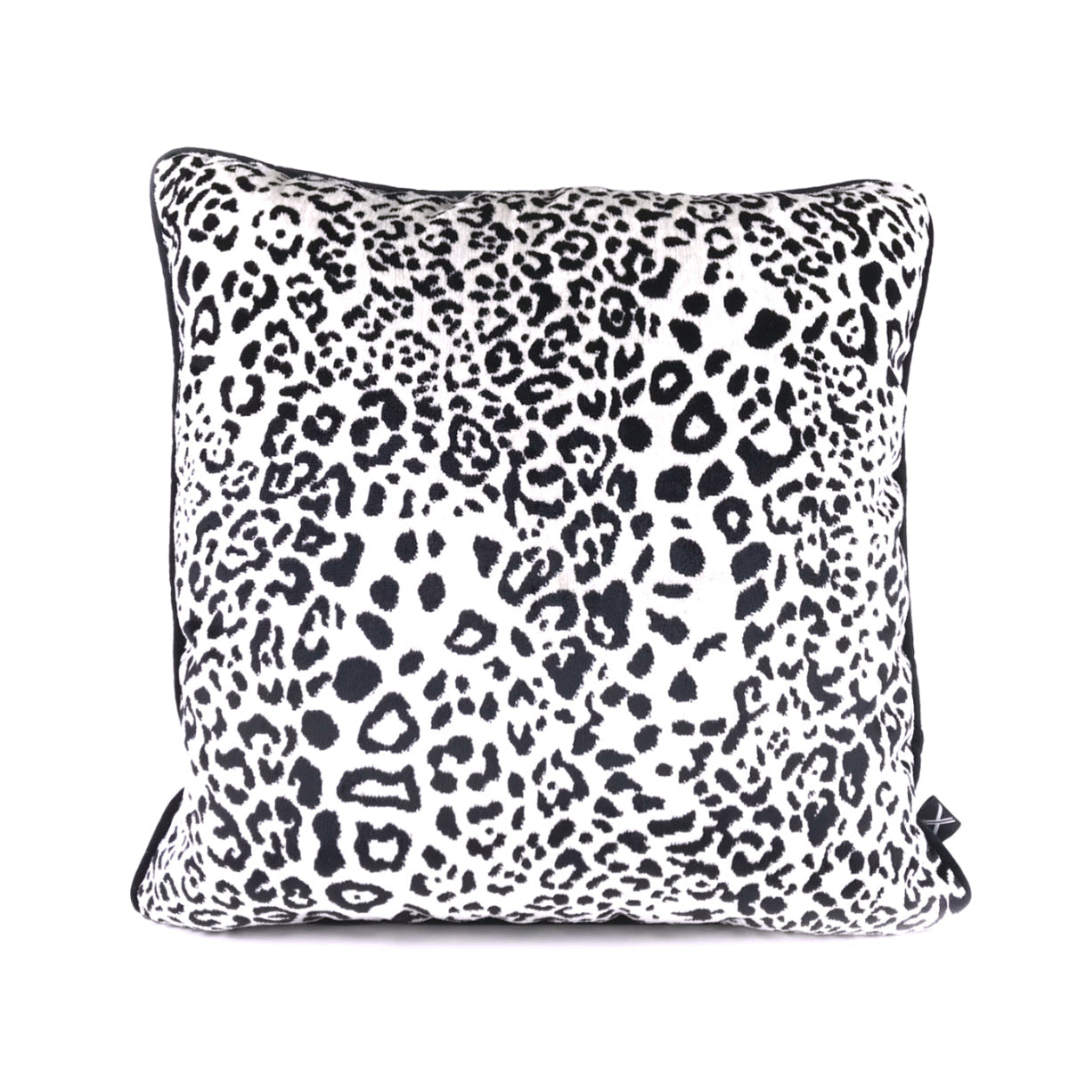 Almofada DINJA 45x45 Veludo Leopardo verso Preto