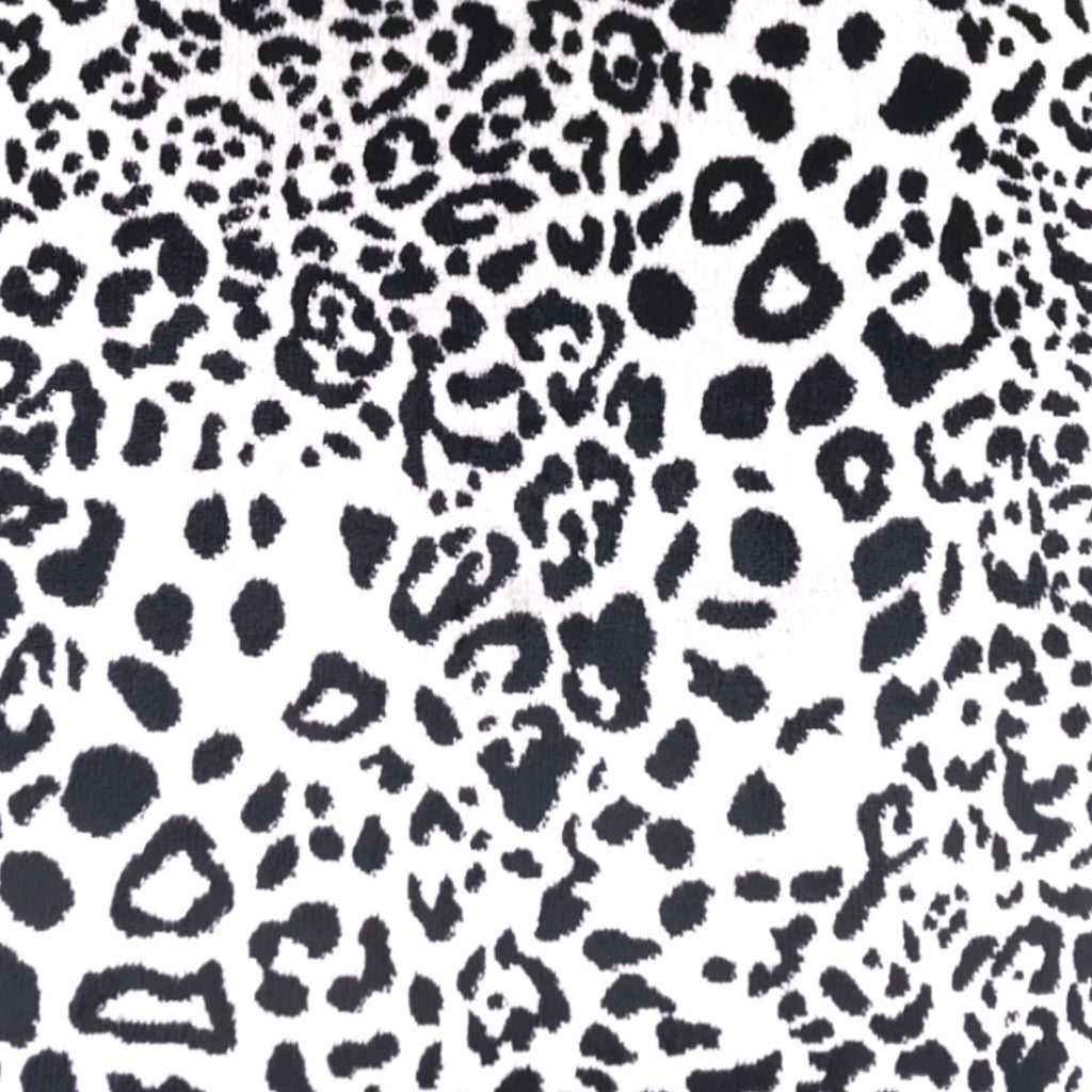 Almofada DINJA 45x45 Veludo Leopardo verso Preto