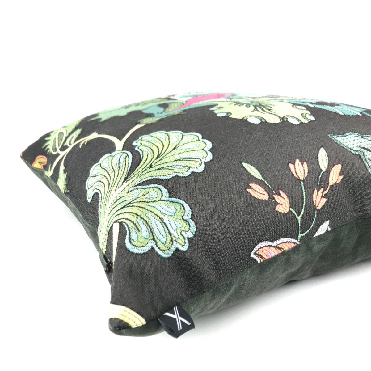 Almofada DINJA 55x55 Flores Bordadas - KUXIN // Home Fashion