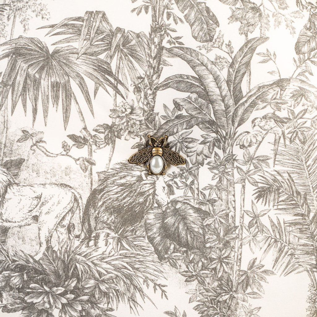 Almofada DINJA redonda 45 Palmeiras com Abelha e Franja Verde