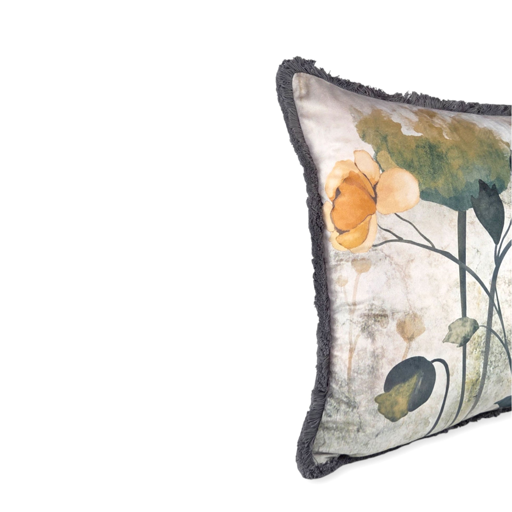 Almofada FJURI 45x45 com pintura Floral e tons de Verde e Amarelo com franja Verde escura