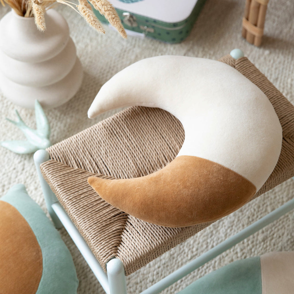 GIBBI Children's Pillow Moon Brown Caramel