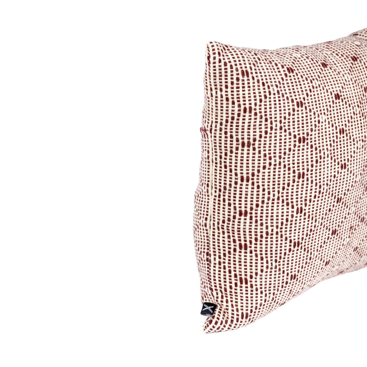 HEMMEK 45x45 Wool Cushion Burgundy in contour pattern