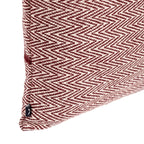 Almofada HEMMEK 45x45 Lã Bordeaux em padrão espinha