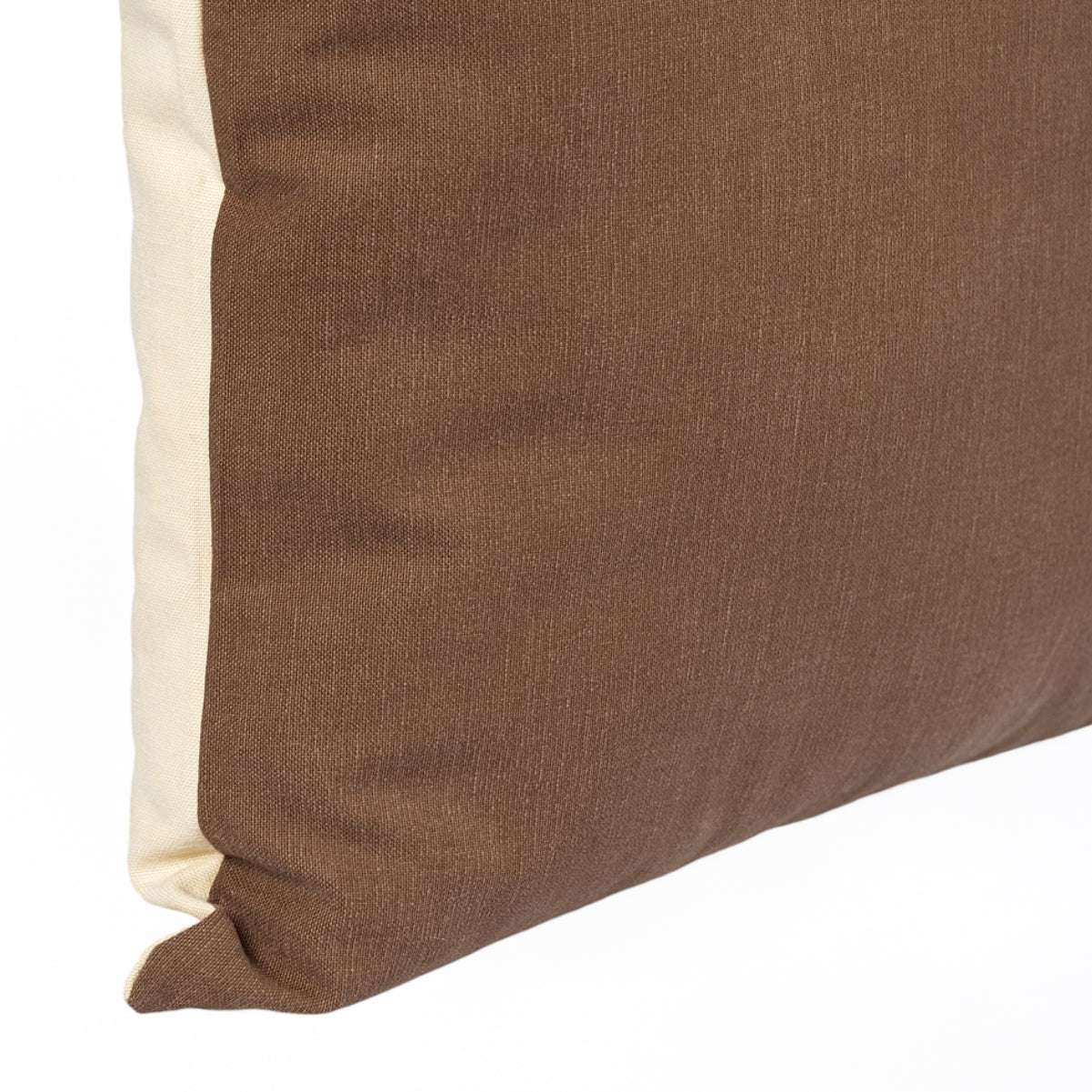 Almofada KULURI 45x45 Algodão 2 Tons Bege e Castanho | ❤️  @casaparanos