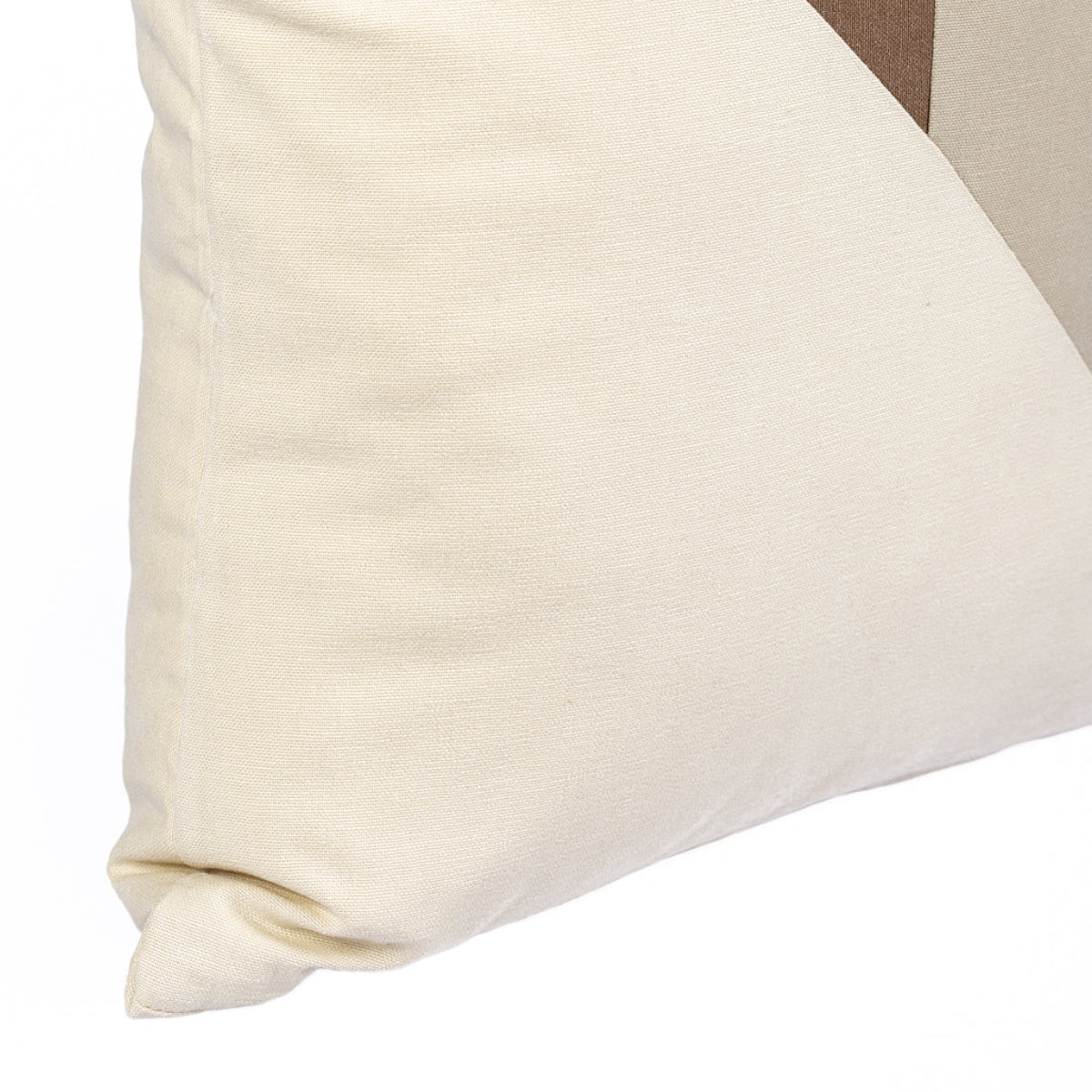Almofada KULURI 40x40 Algodão Tricolor Bege e Castanho | ❤️  @casaparanos