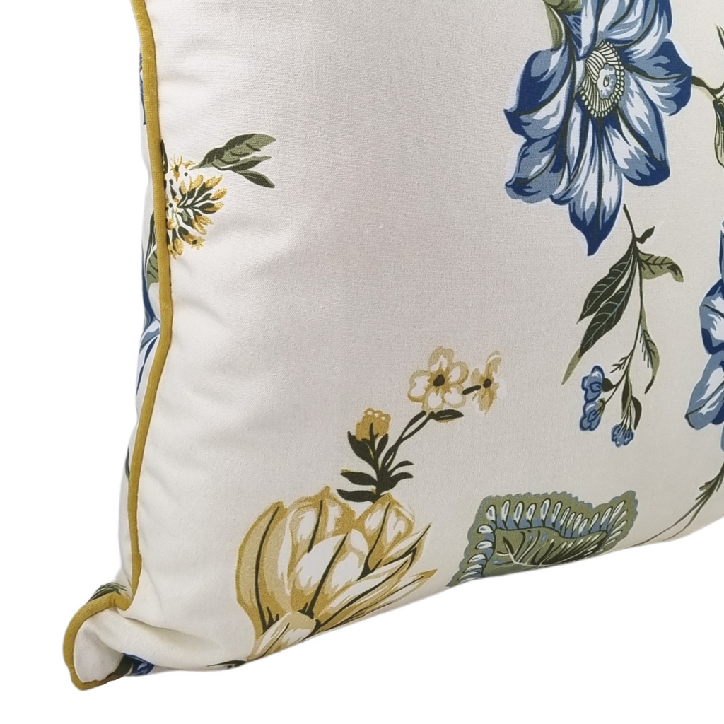 Almofada FJURI 45x45 Flores Azul com vivo Amarelo