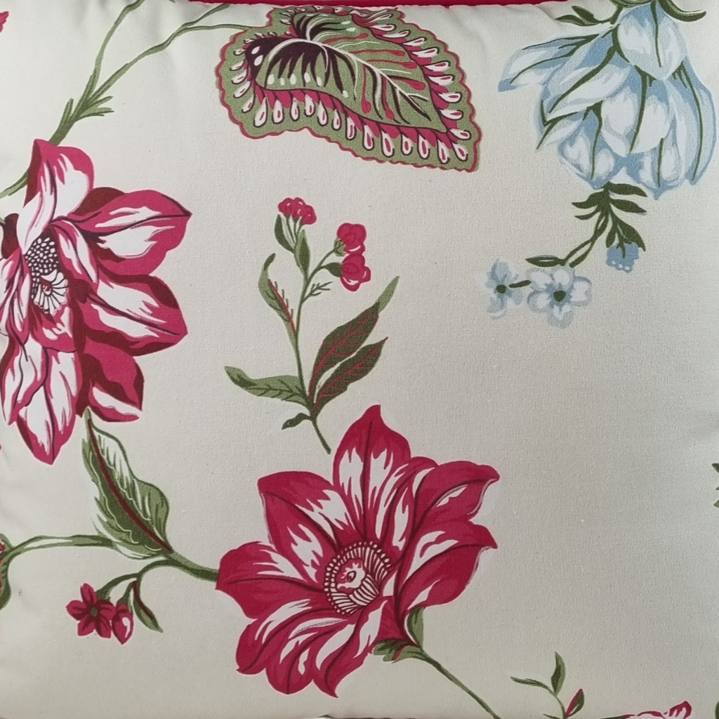 FJURI Cushion 45x45 Pink Flowers with Pink Decoration