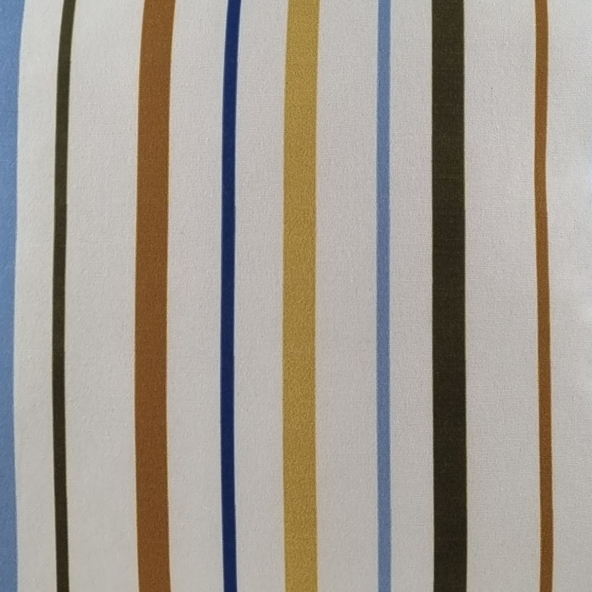 Almofada KULURI 45x45 Riscas Amarelo Azul e Castanho com vivo Amarelo